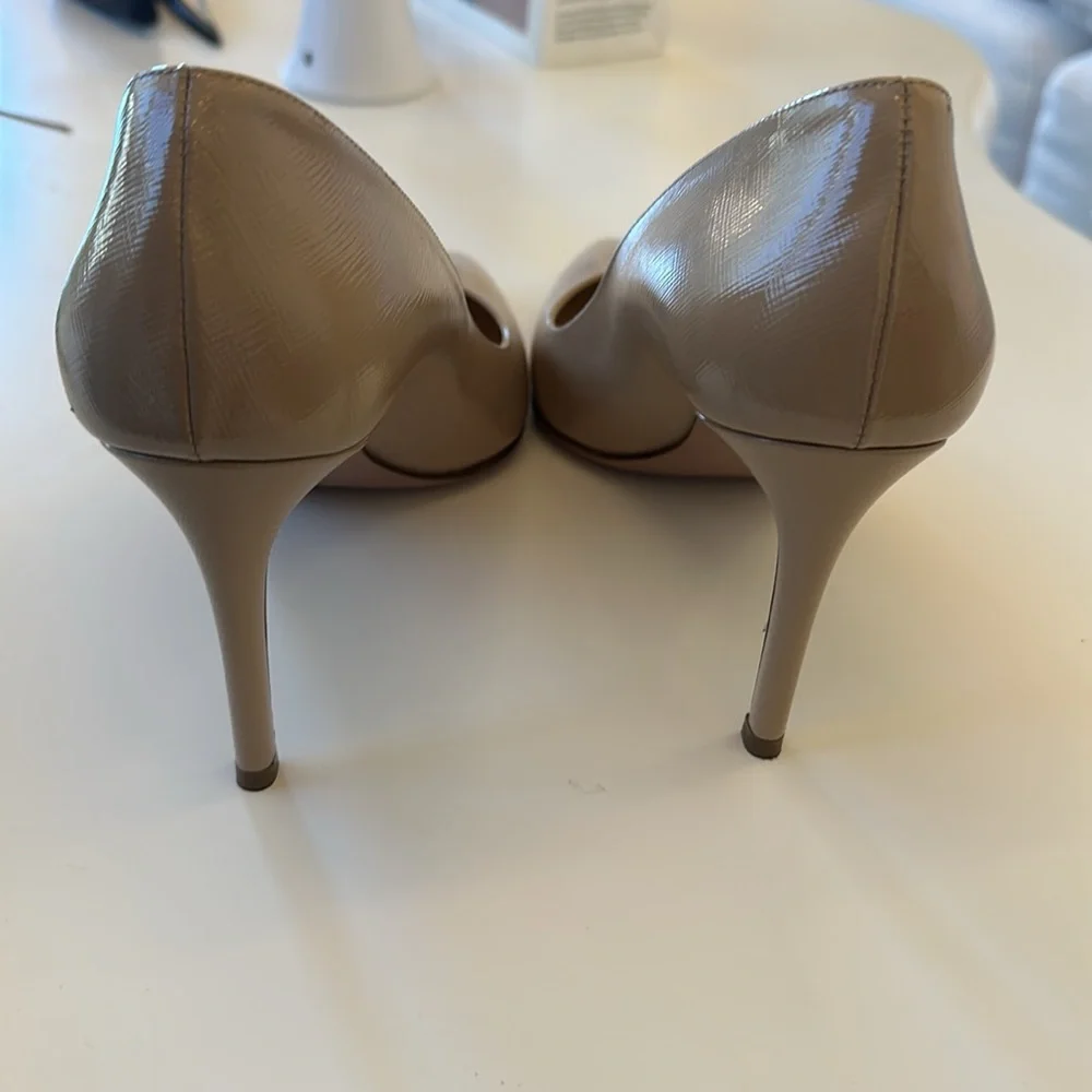 Prada Beige Saffiano Leather Pumps 39